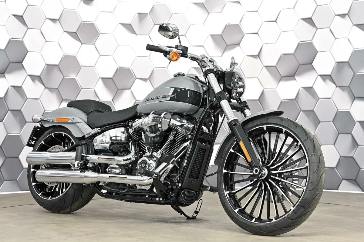 Harley-Davidson Breakout