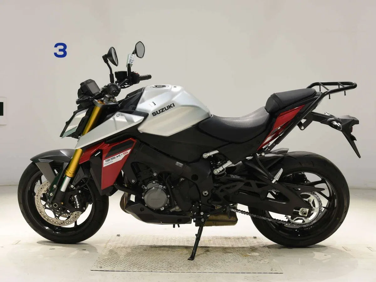 Suzuki GSX-S1000