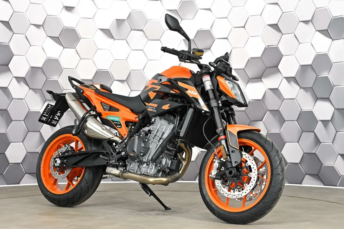 KTM AG 890 Duke