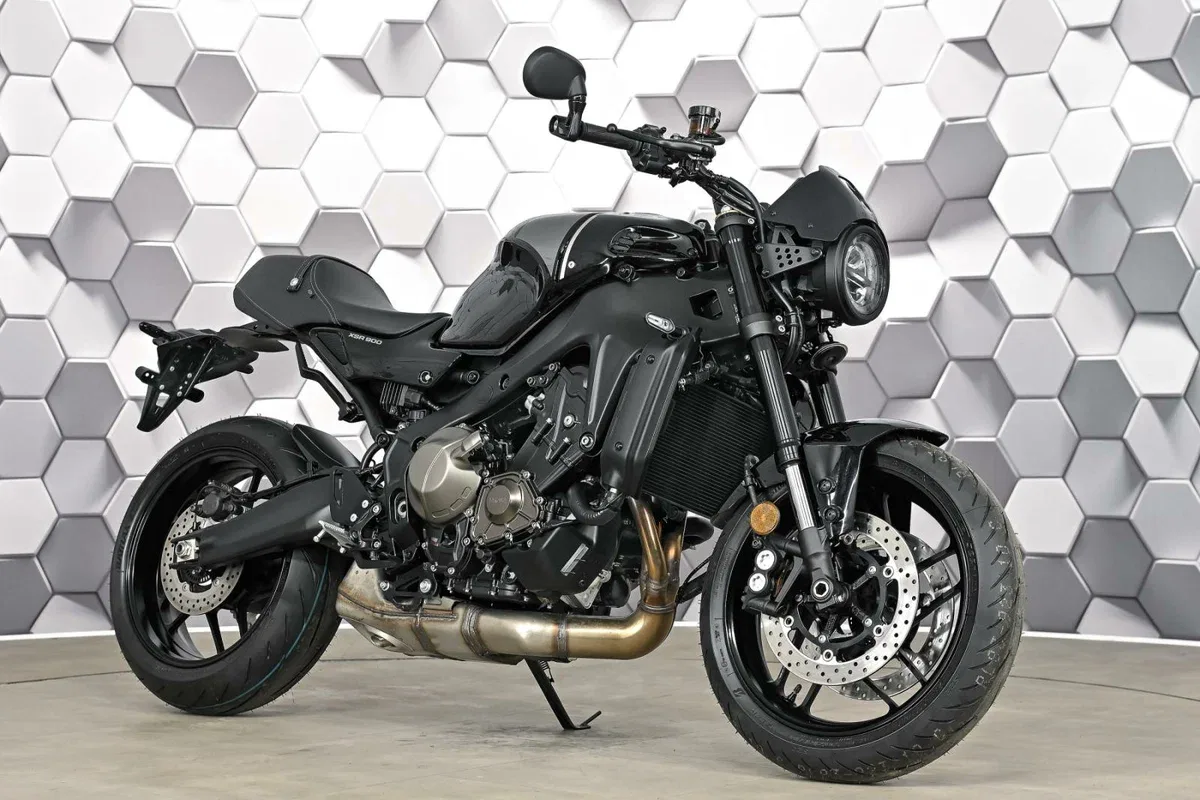 Yamaha XSR900