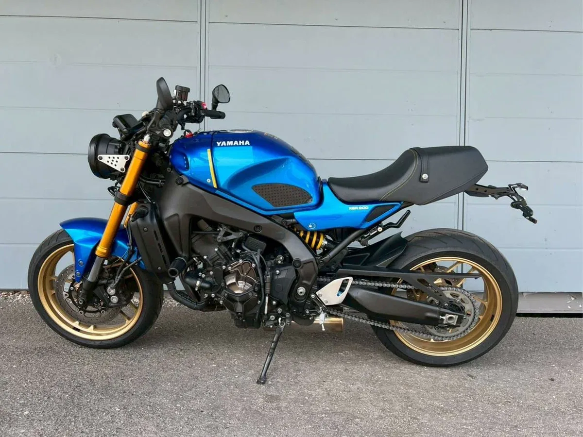 Yamaha XSR900