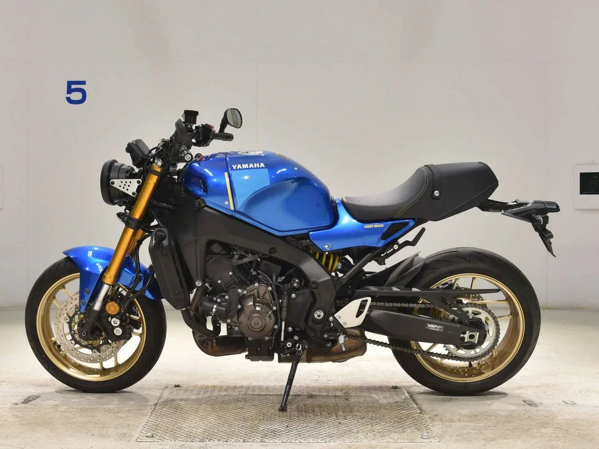 Yamaha XSR900