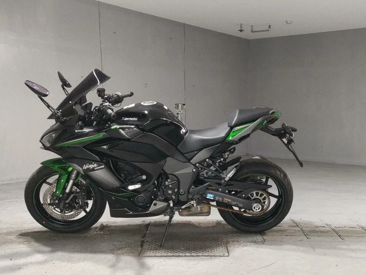 Kawasaki Ninja 1000SX