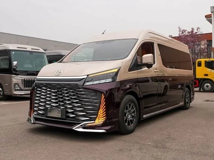 Toyota HiAce H300