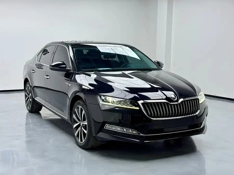 Skoda Superb III Рестайлинг