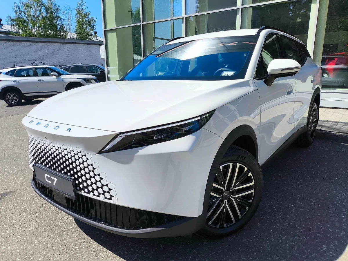 Omoda C7