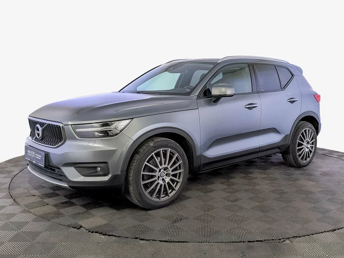 Volvo XC40 I