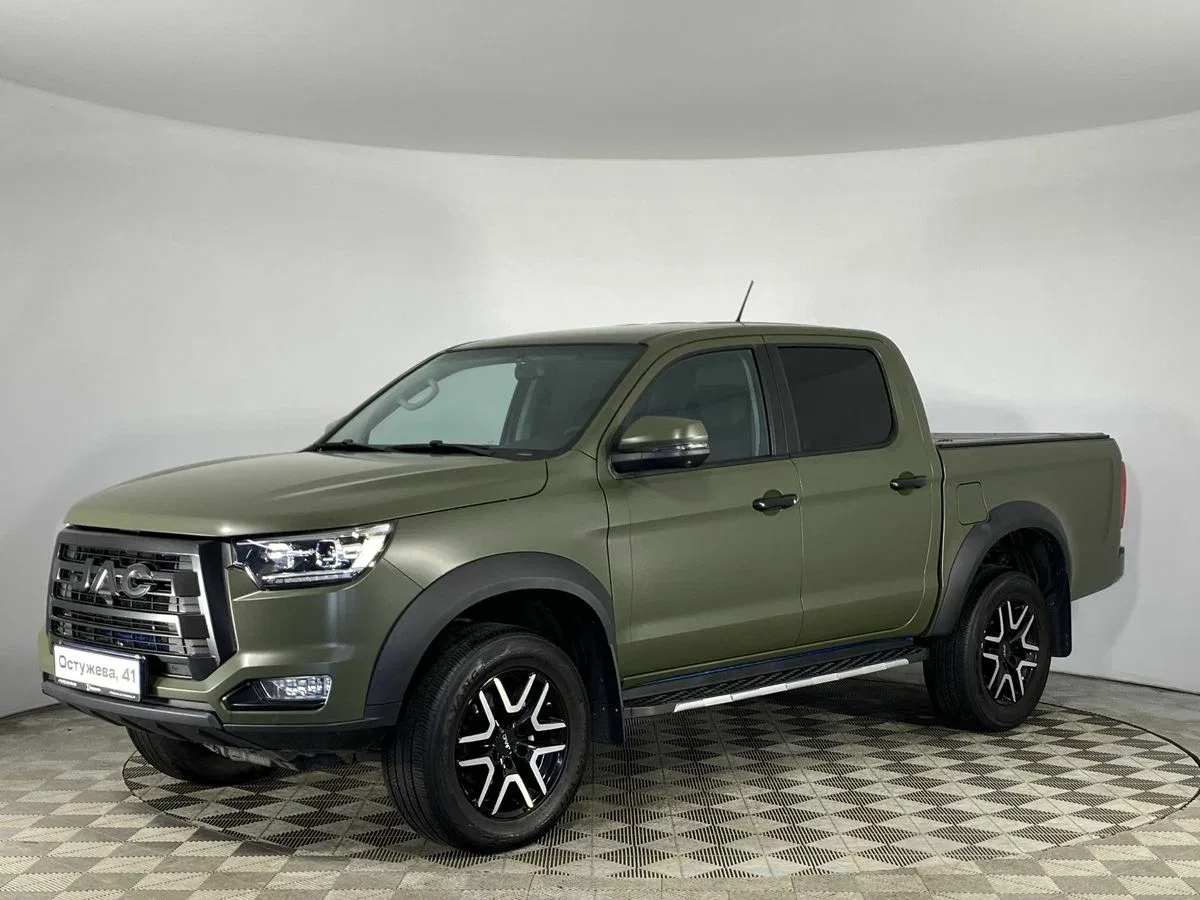 JAC T8