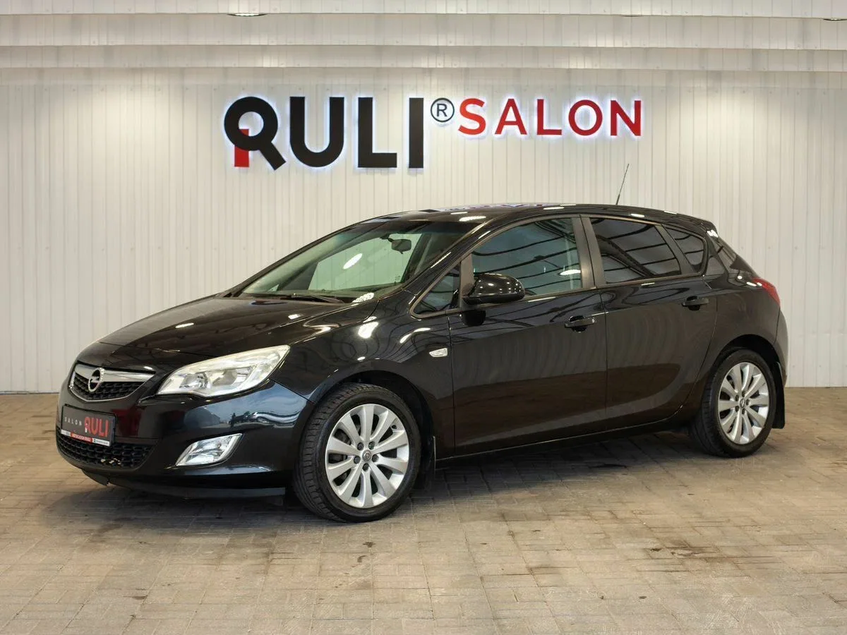Opel Astra J