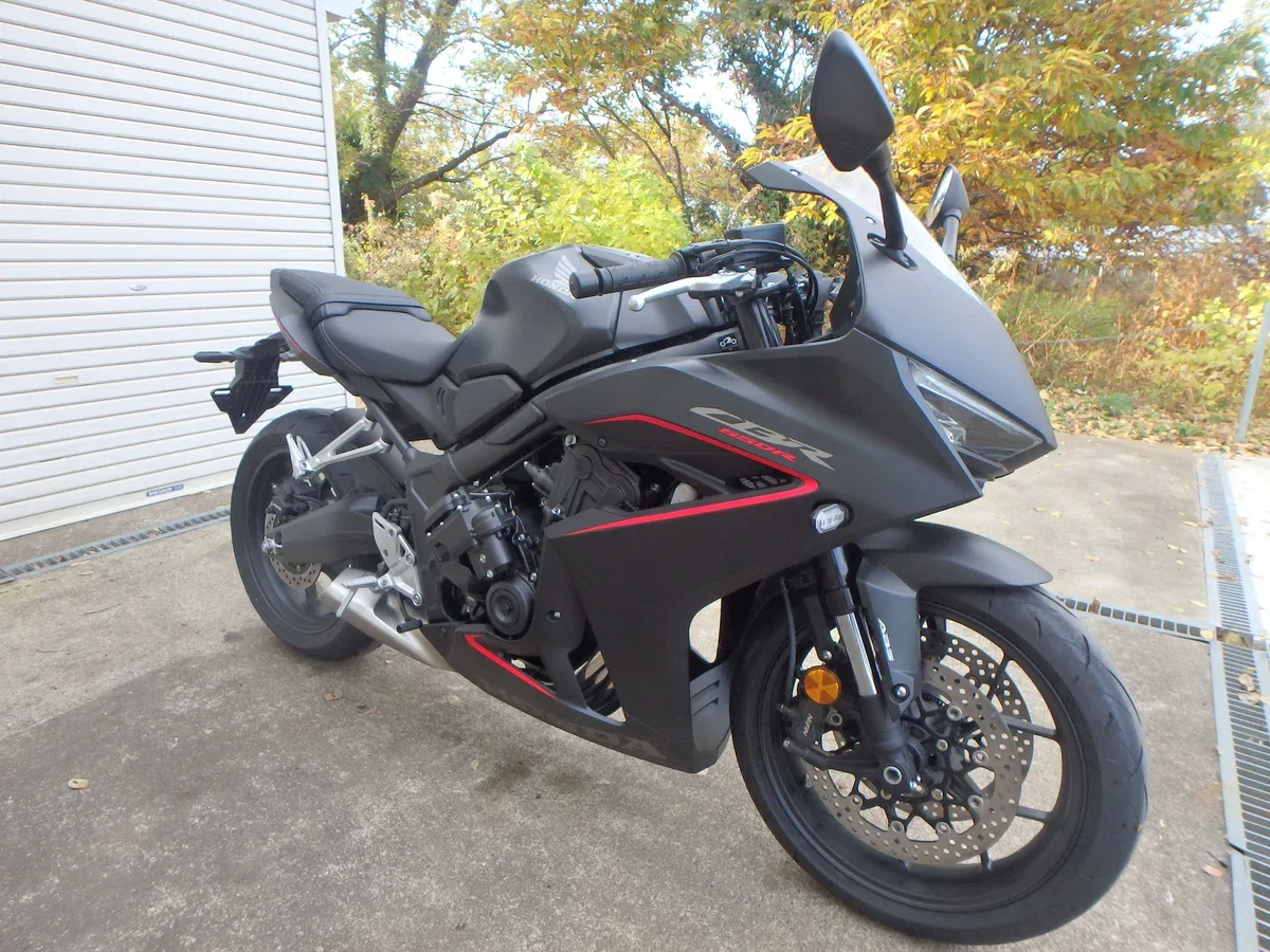 Honda CBR650R