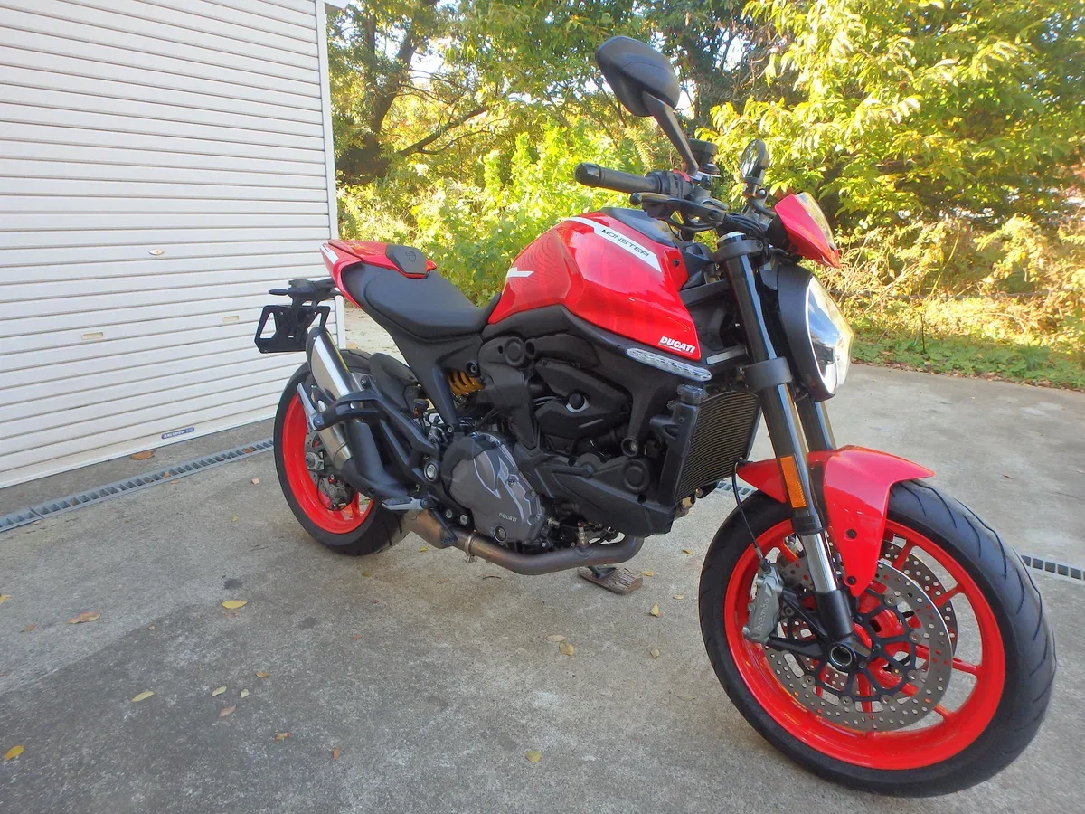Ducati Monster 937