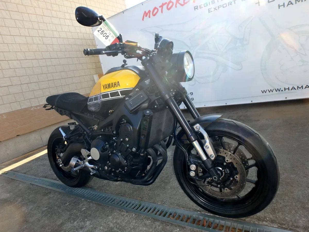 Yamaha XSR900