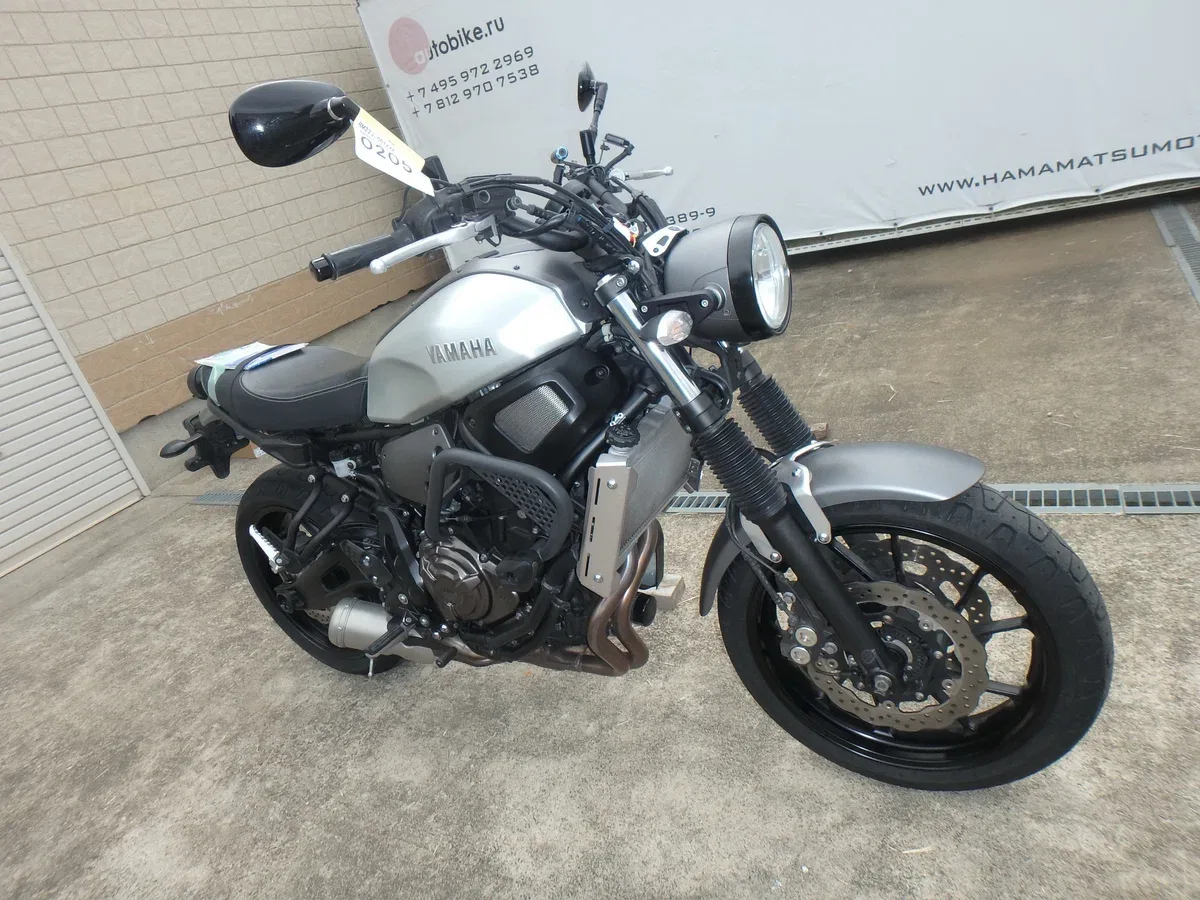 Yamaha XSR700