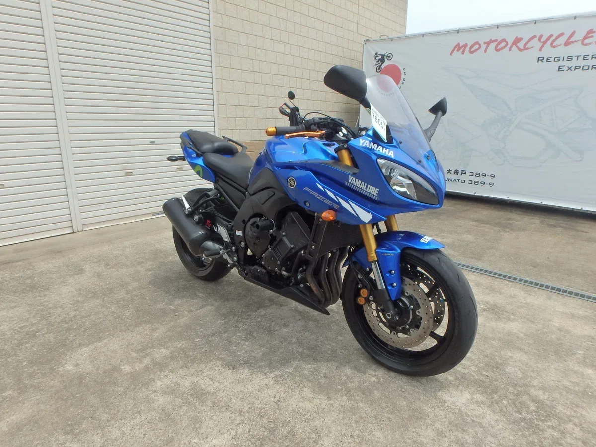 Yamaha FZ8