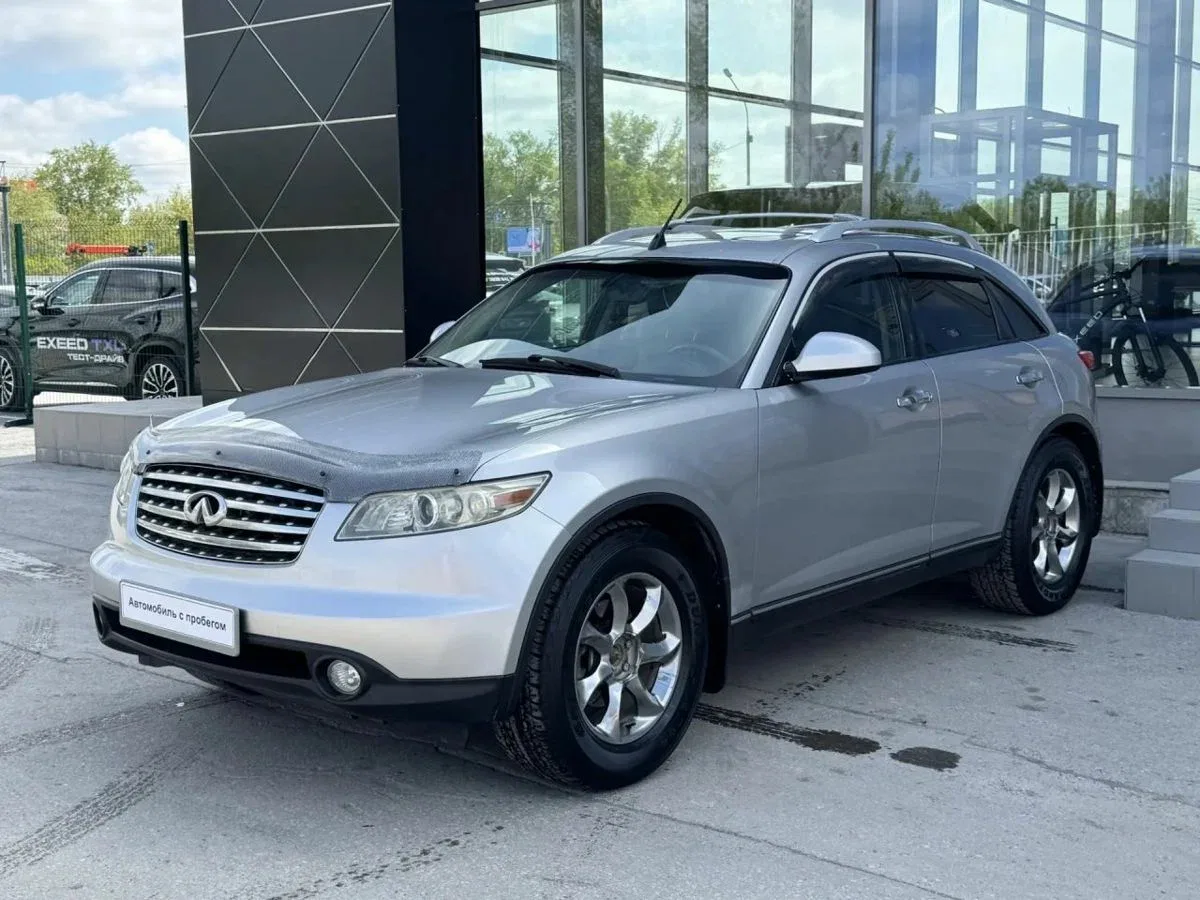 Infiniti FX I (S50)