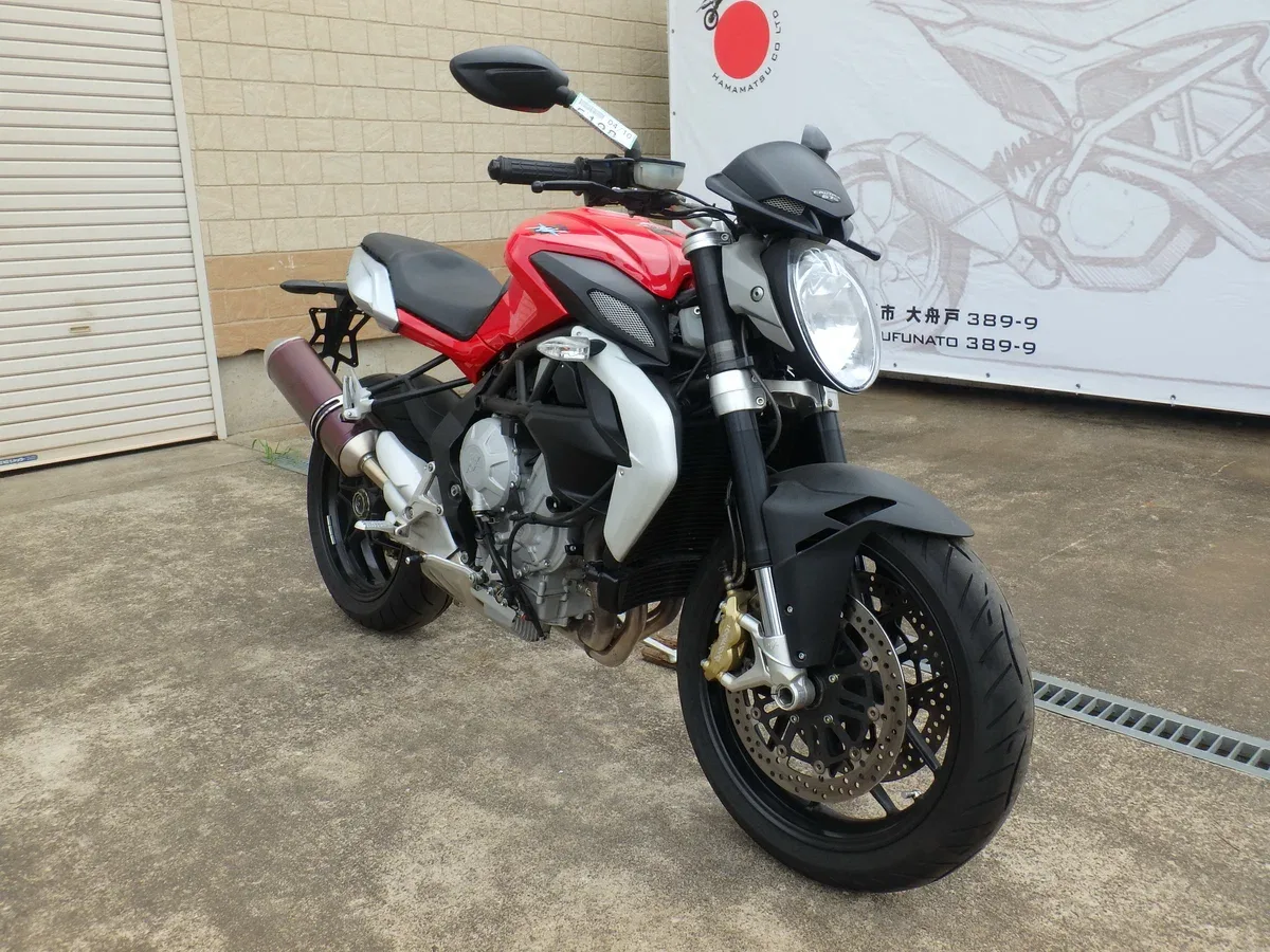 MV Agusta Brutale 675