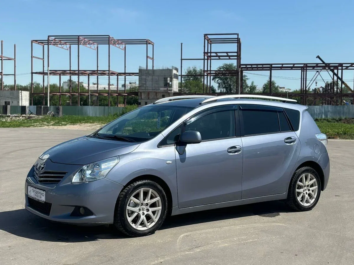 Toyota Verso I
