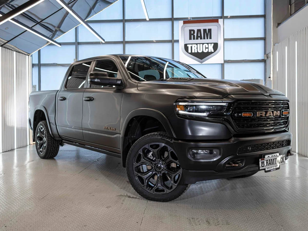 Ram 1500 V