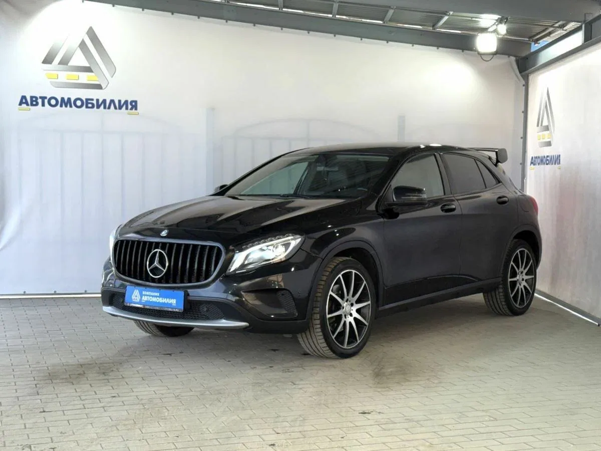 Mercedes-Benz GLA I (X156)