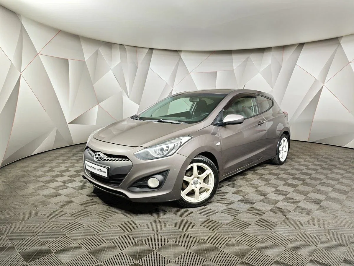 Hyundai i30 II