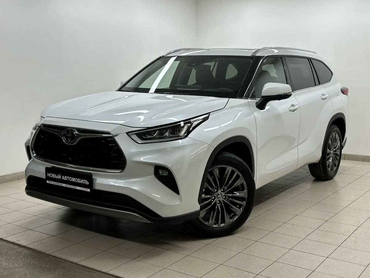 Toyota Highlander IV (U70)