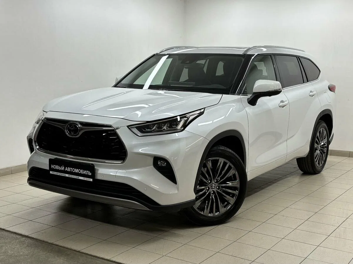 Toyota Highlander IV (U70)