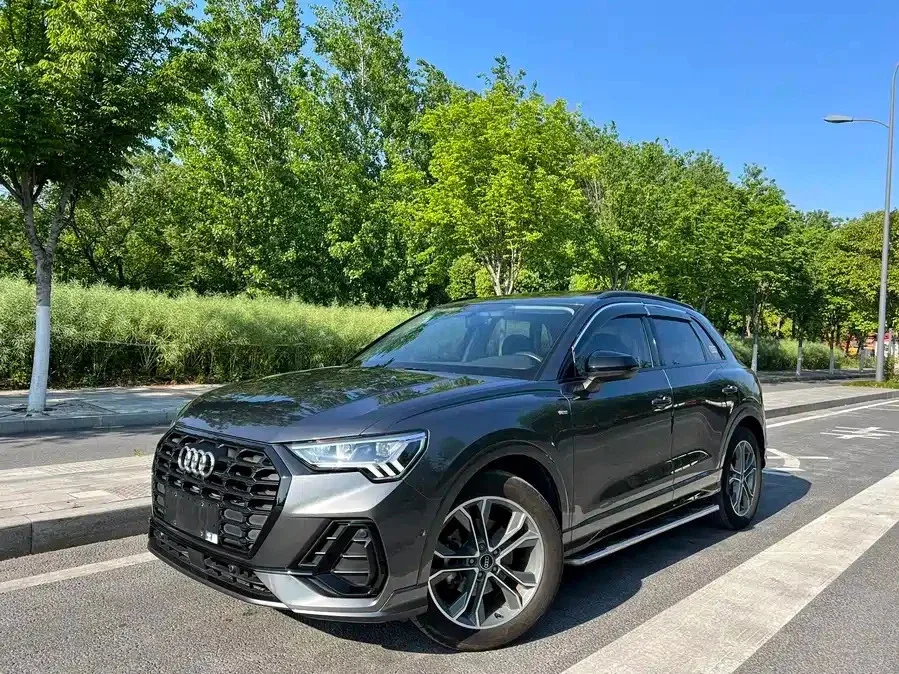 Audi Q3 II (F3)