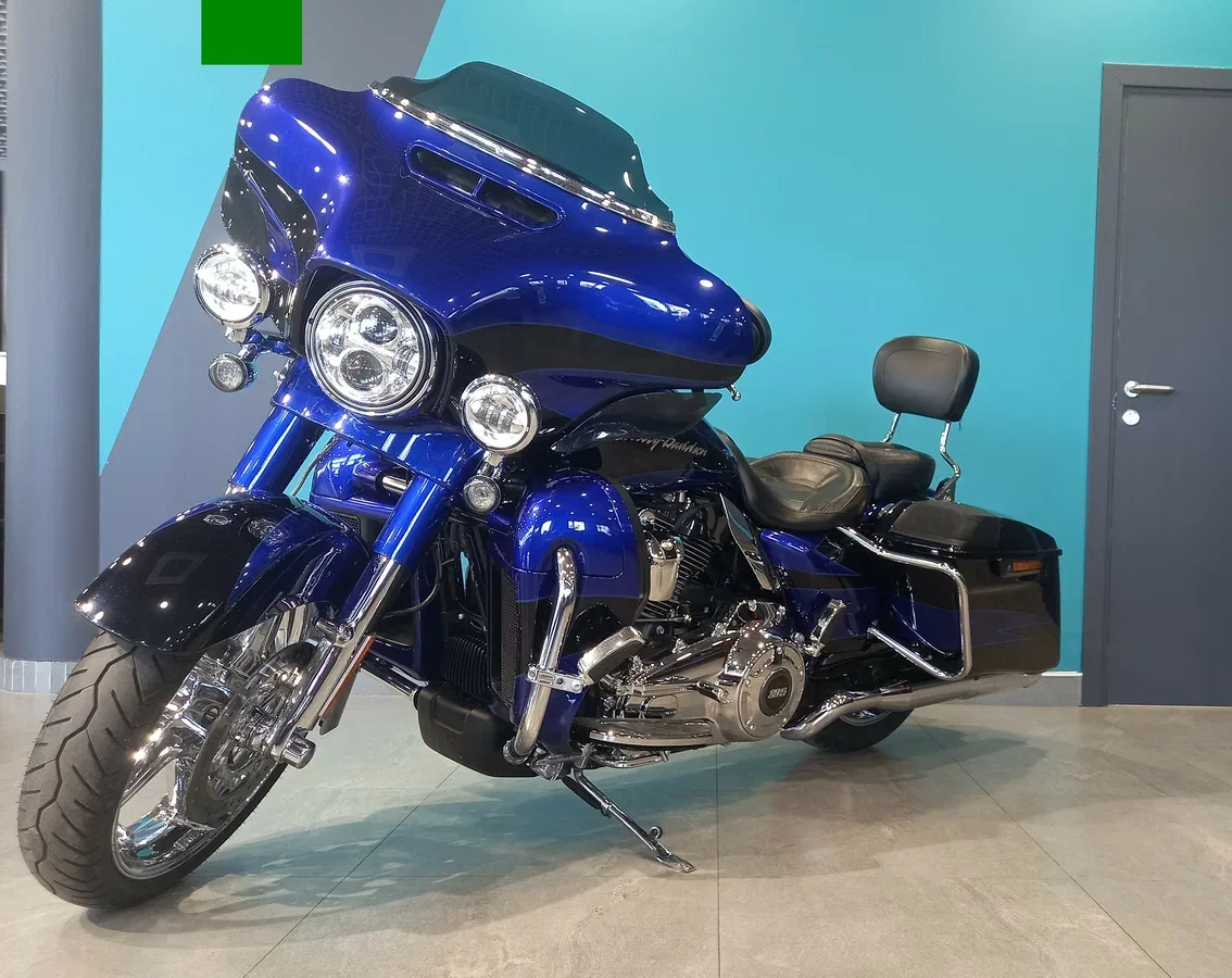 Harley-Davidson CVO Street Glide