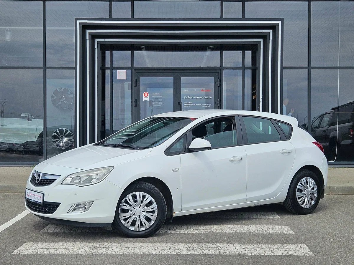 Opel Astra J
