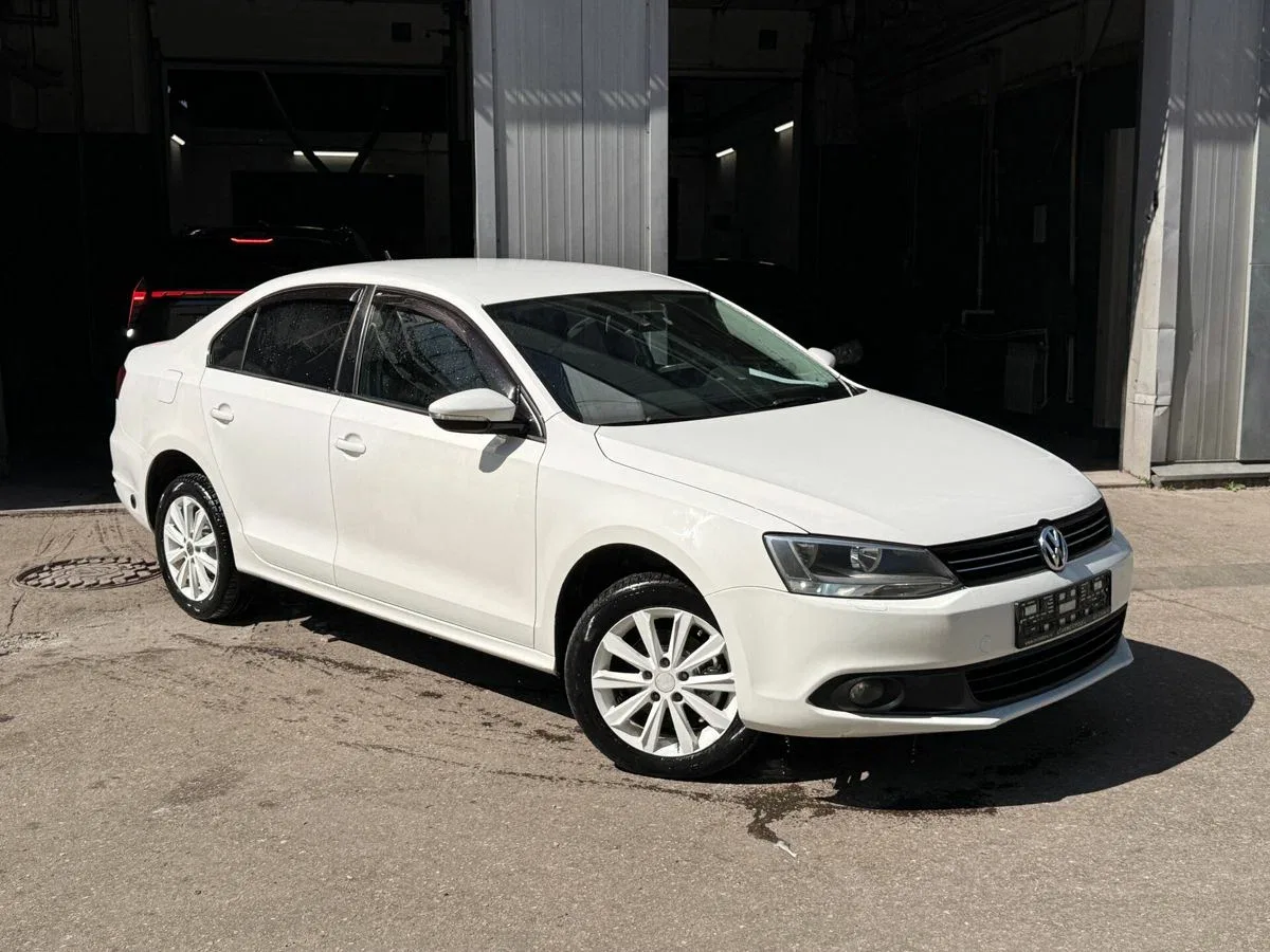 Volkswagen Jetta VI