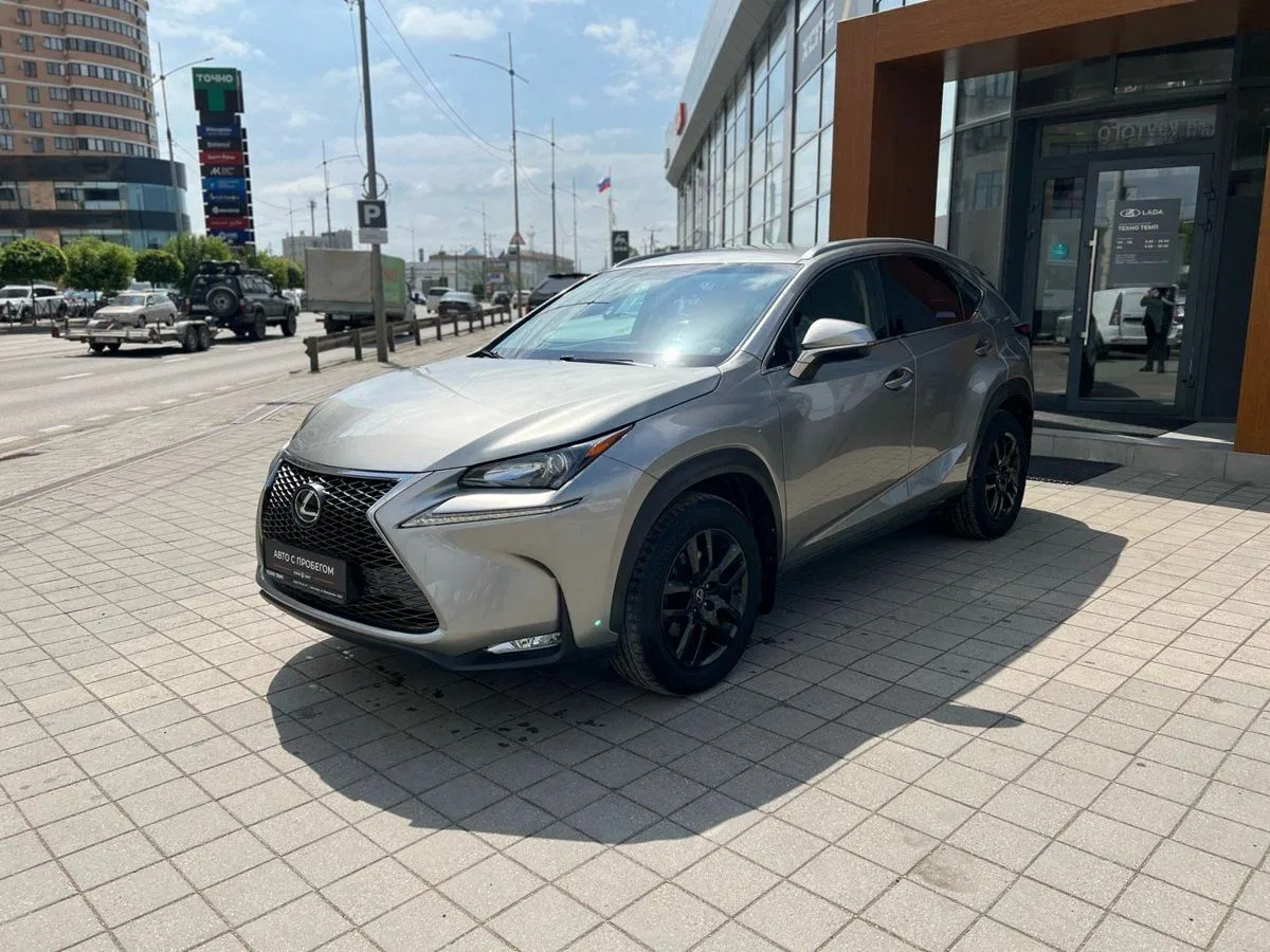 Lexus NX 200 I