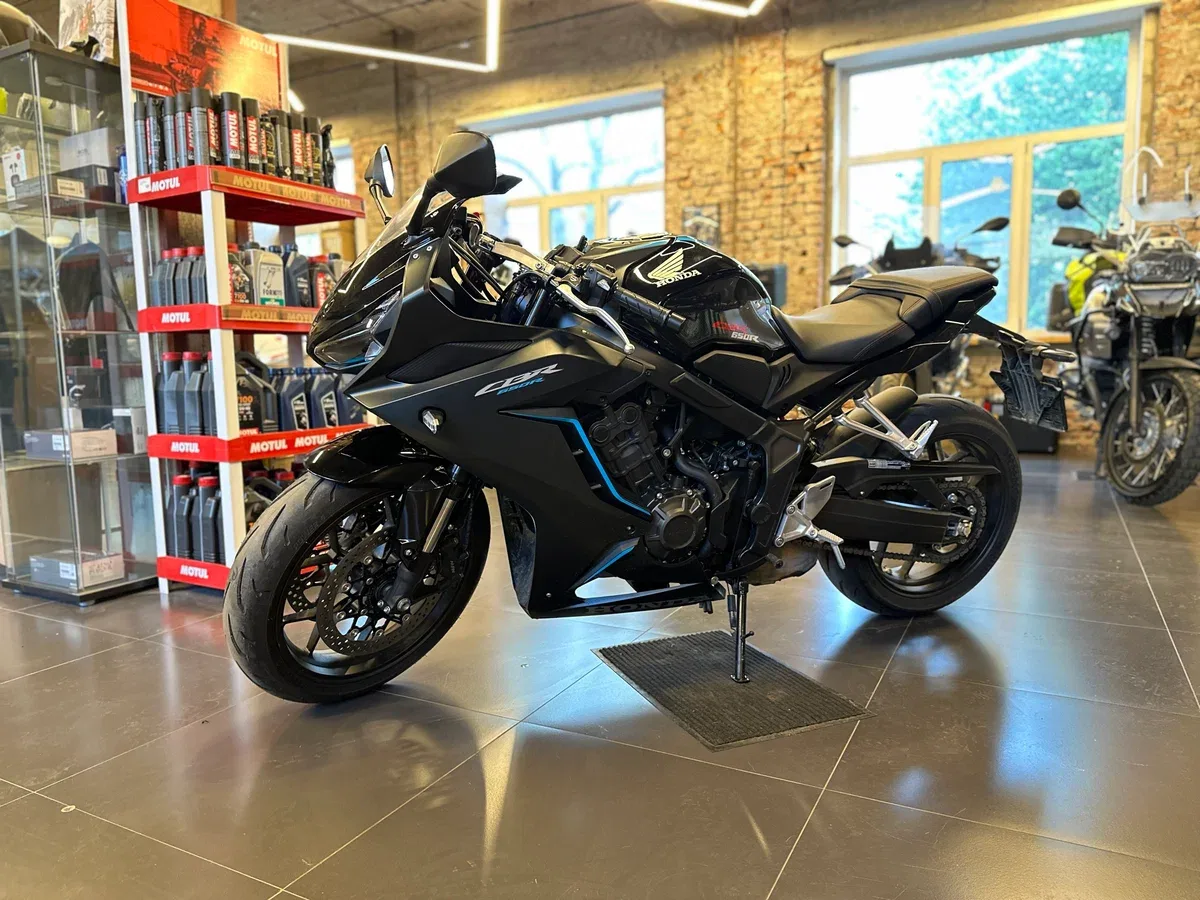 Honda CBR650R