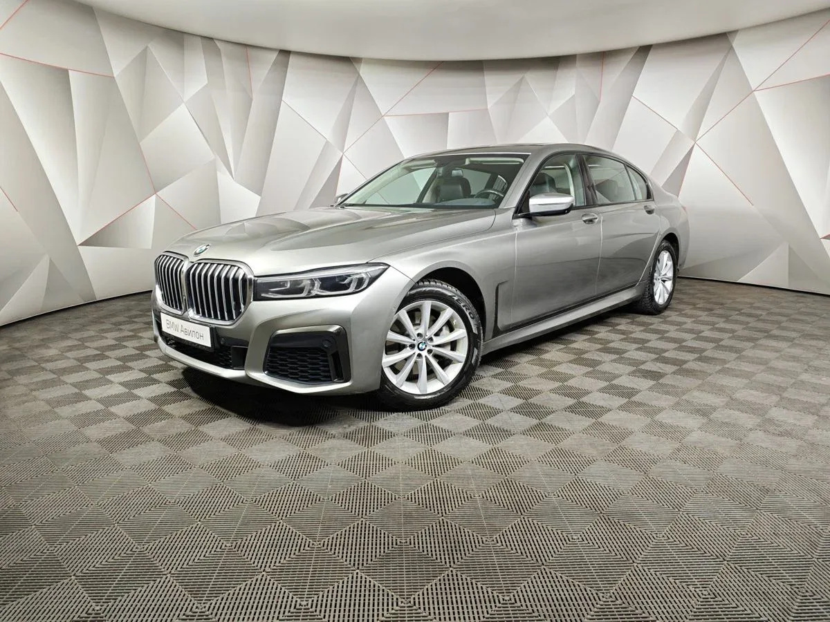 BMW 7 серии VI (G11/G12) Рестайлинг