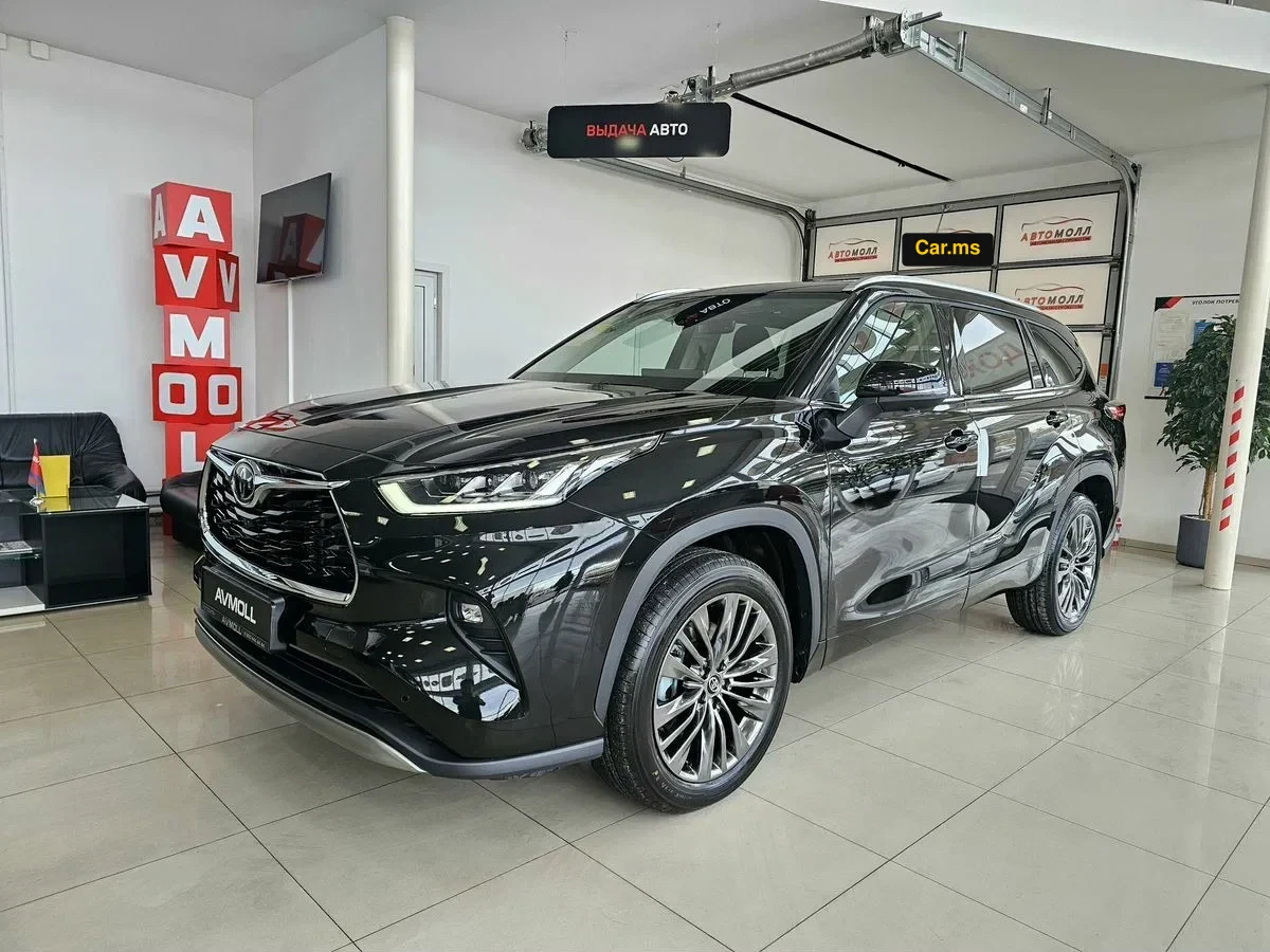 Toyota Highlander IV (XU70)