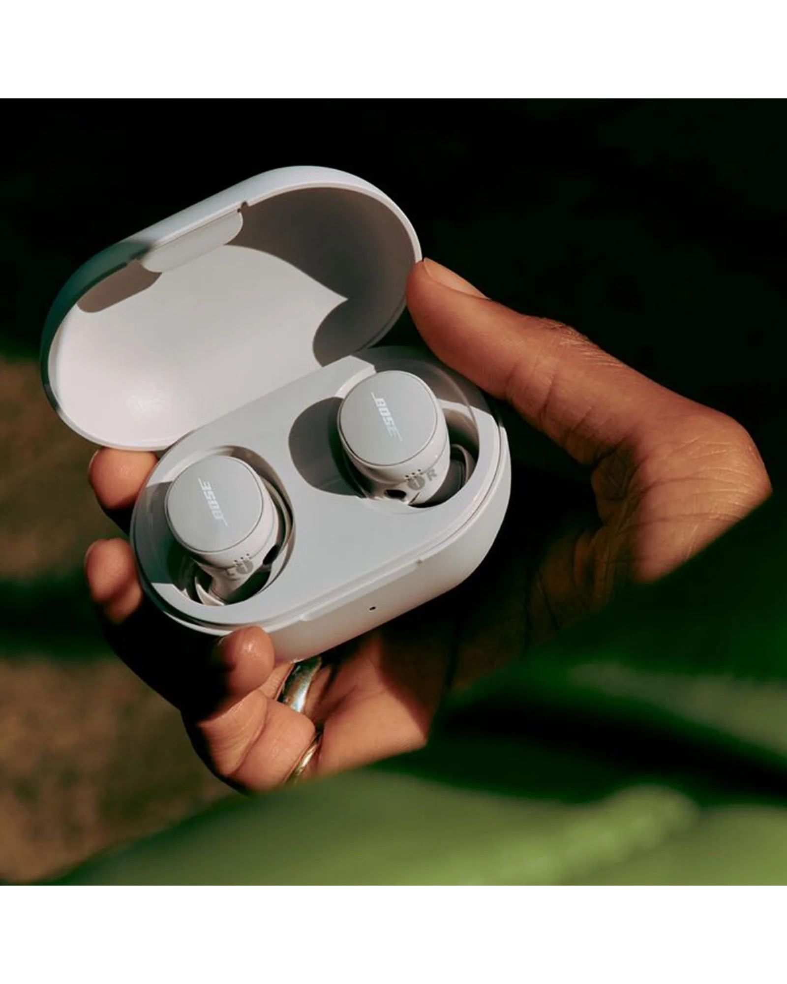 Беспроводные наушники Bose QuietComfort Earbuds Белый — 7