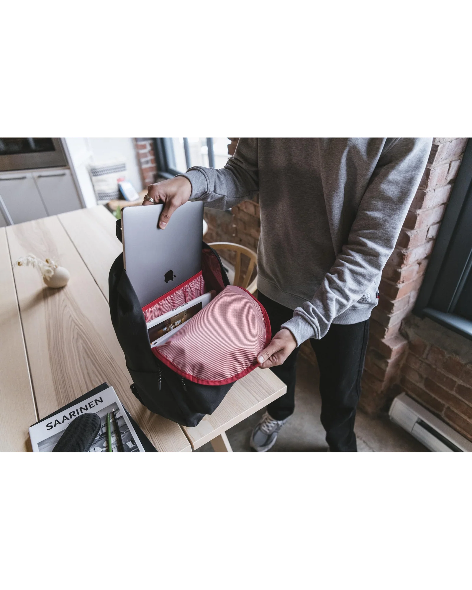 Рюкзак Herschel Classic 26L Чёрный Tonal — 5
