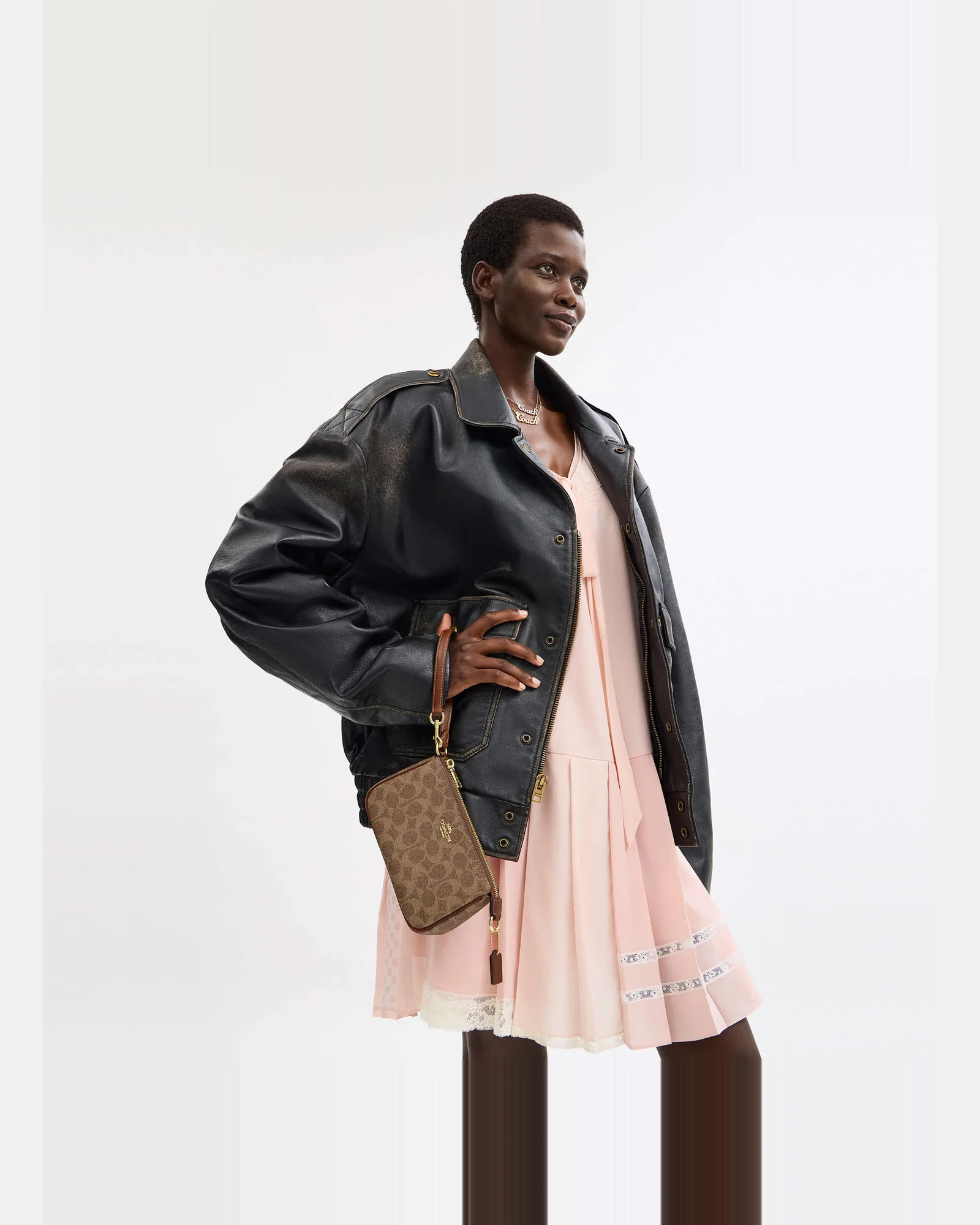 Сумка через плечо Coach Nolita 19 Signature Canvas — 8