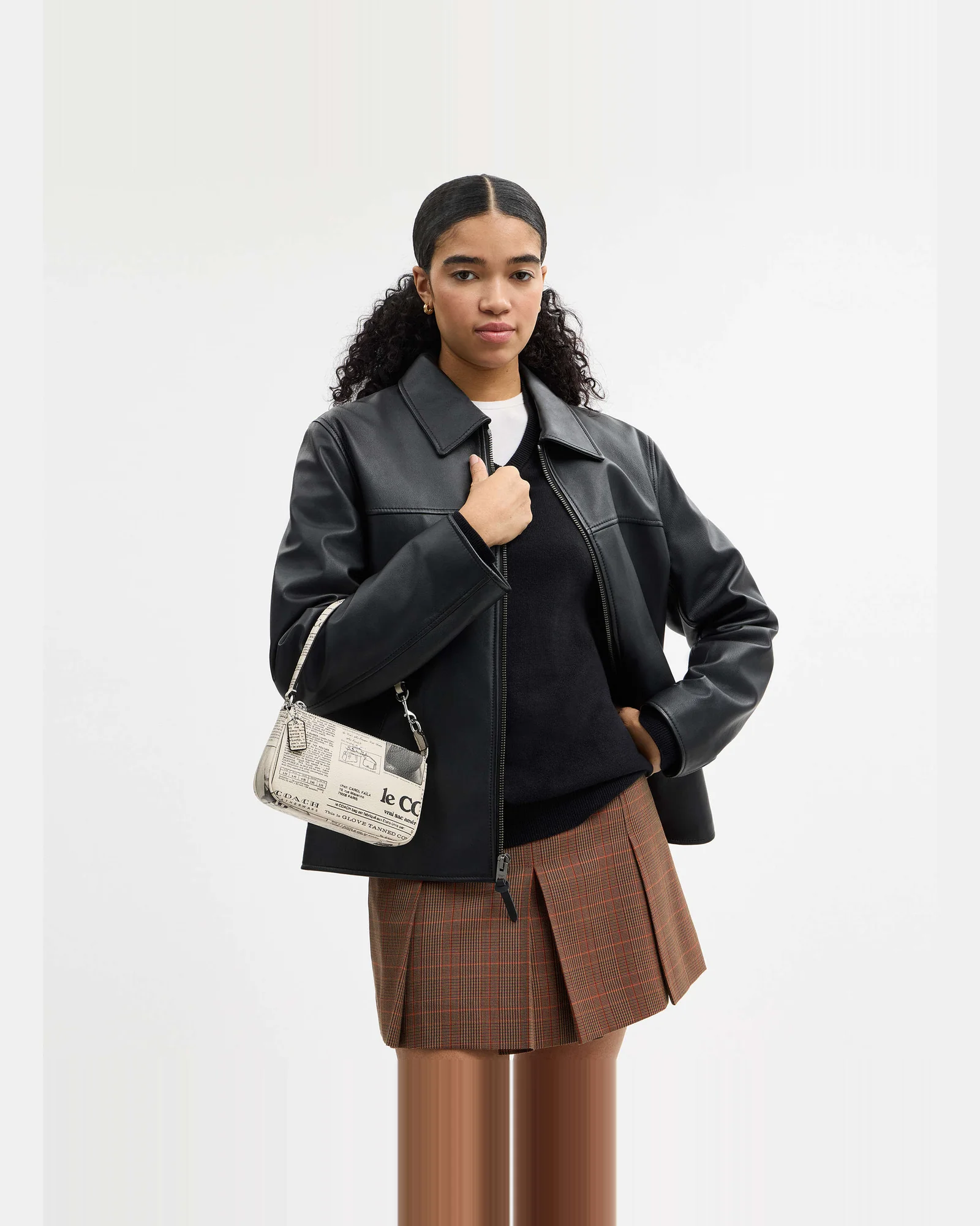 Сумка через плечо Coach Nolita 19 Signature Canvas — 15