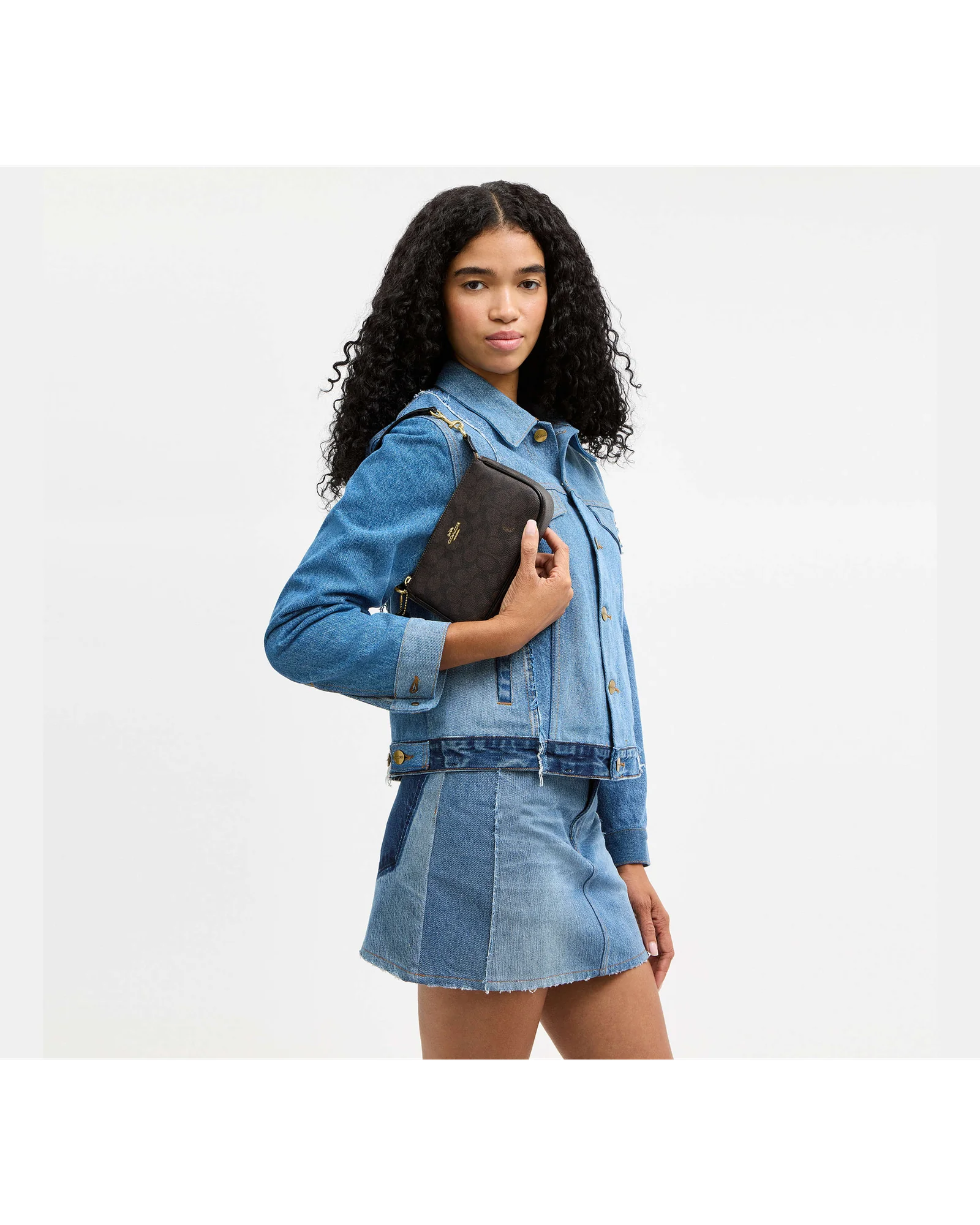 Женская сумка через плечо Coach Nolita 19 — 7