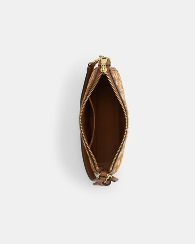 Сумка на плечо Coach Nolita 19