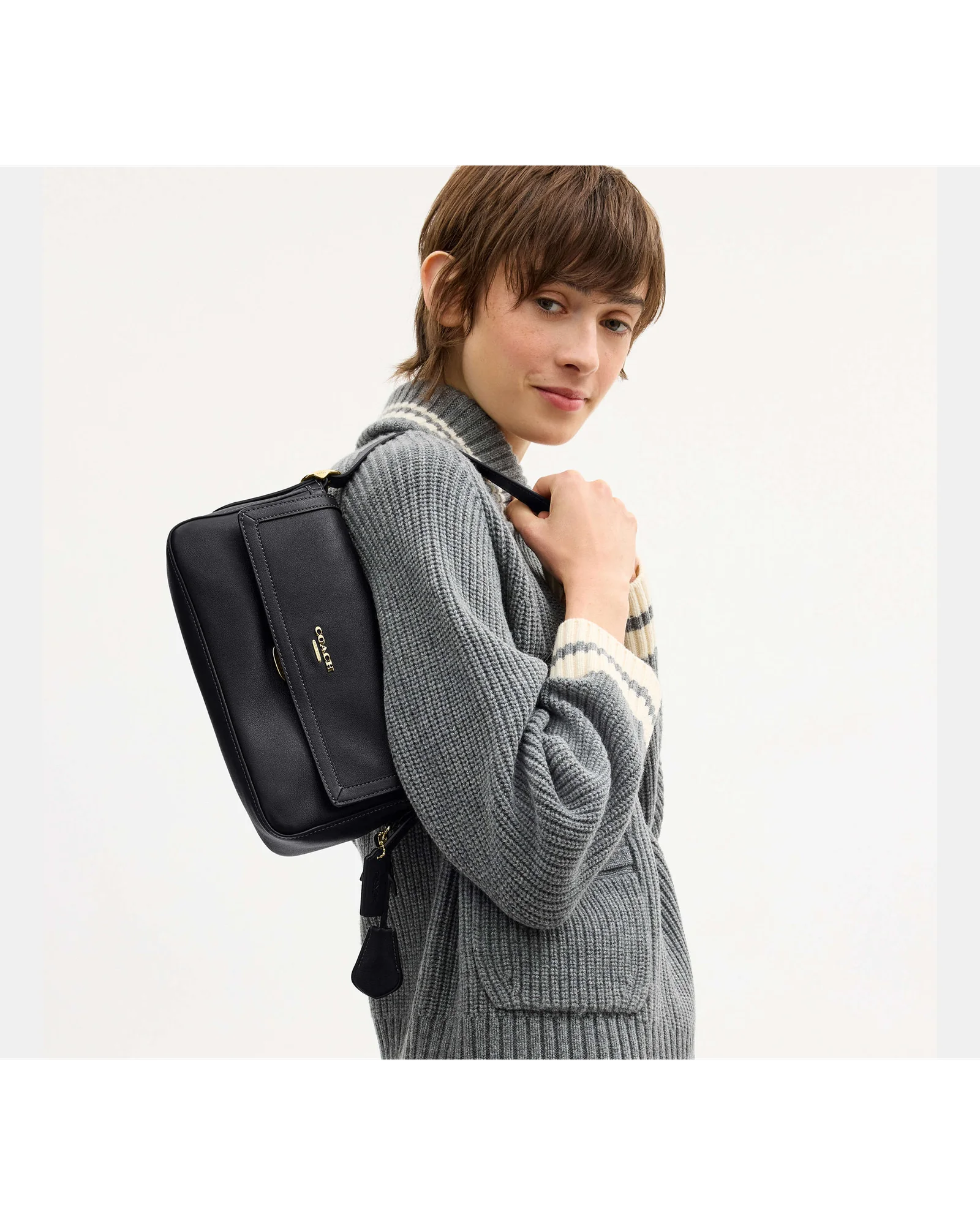 Сумка Coach Etta на плечо с клапаном — 9