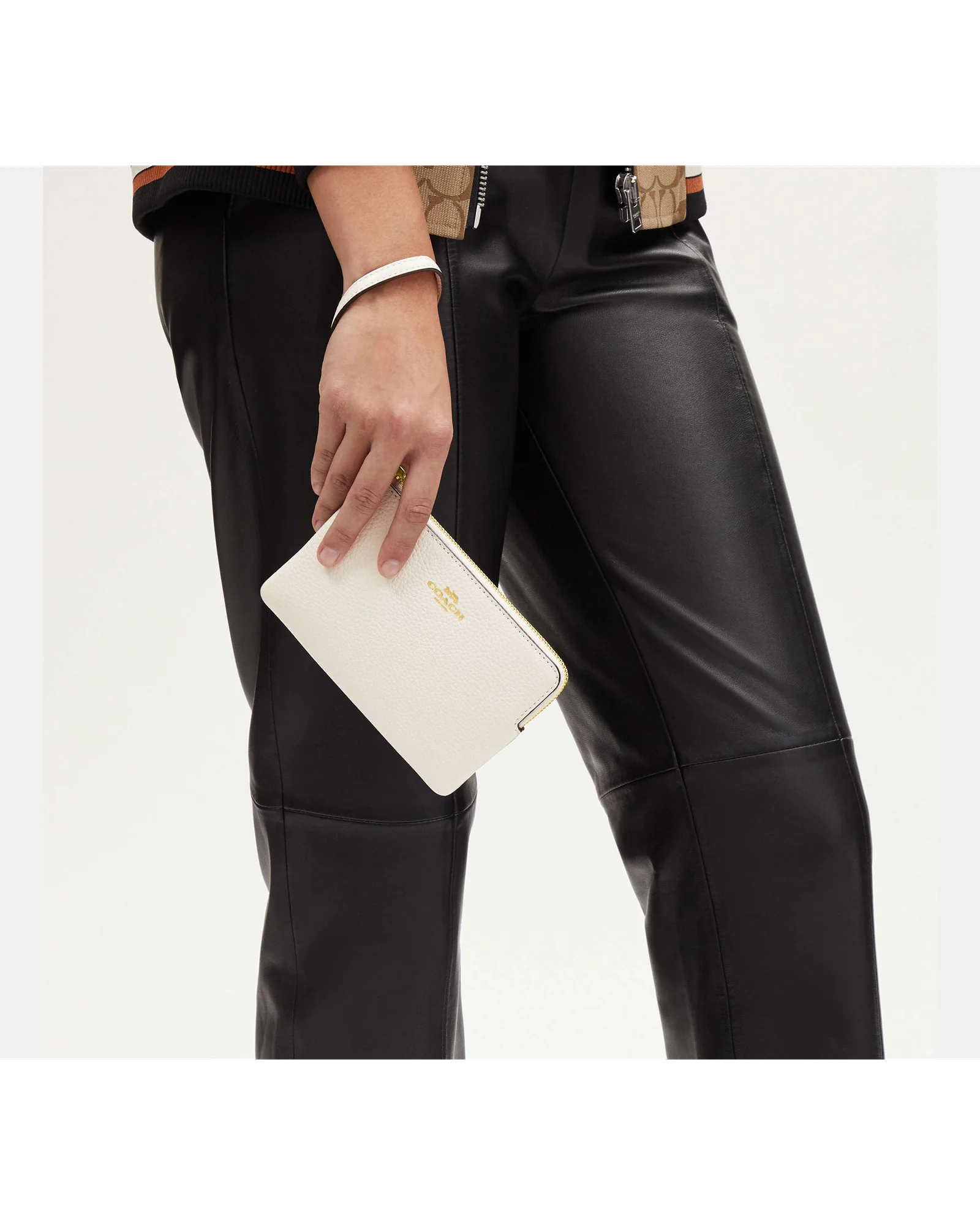 Ристлет Coach Corner Zip из фирменного канваса с полоской — 12