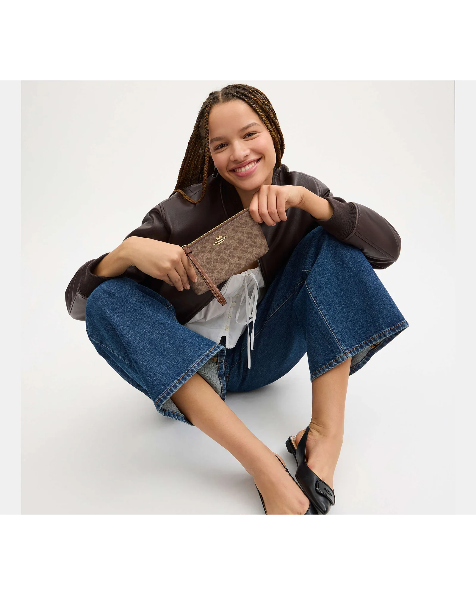 Большой клатч на запястье Coach Corner Zip — 7