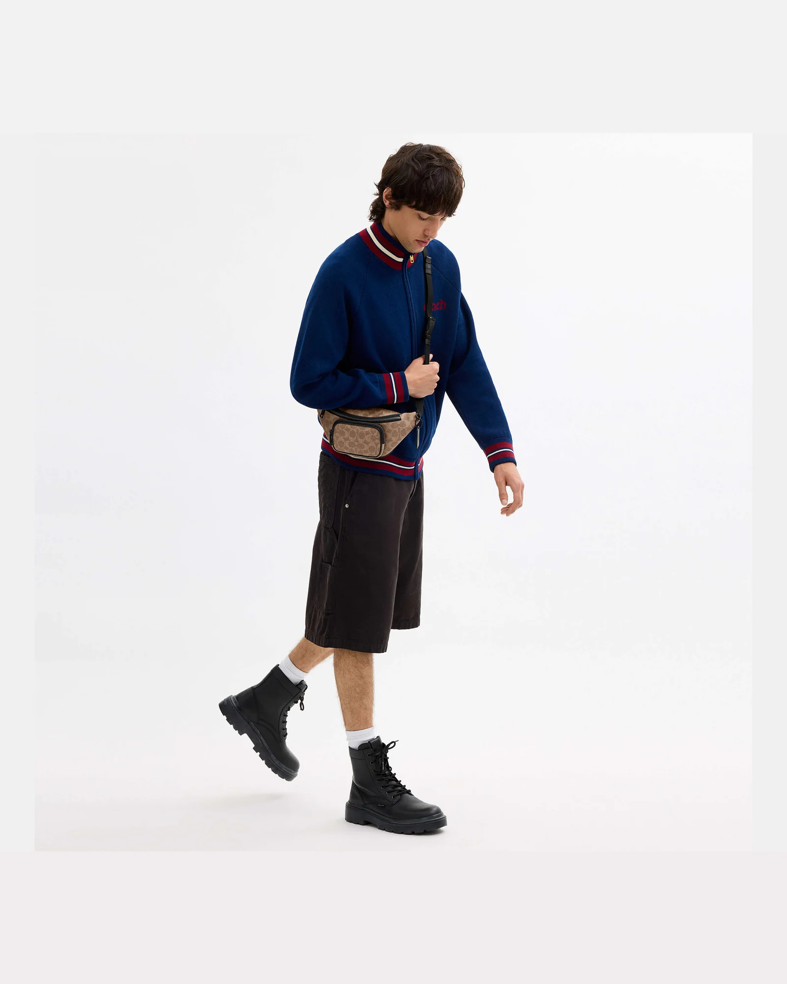 Поясная сумка Coach Travis 30 из фирменного текстиля — 3