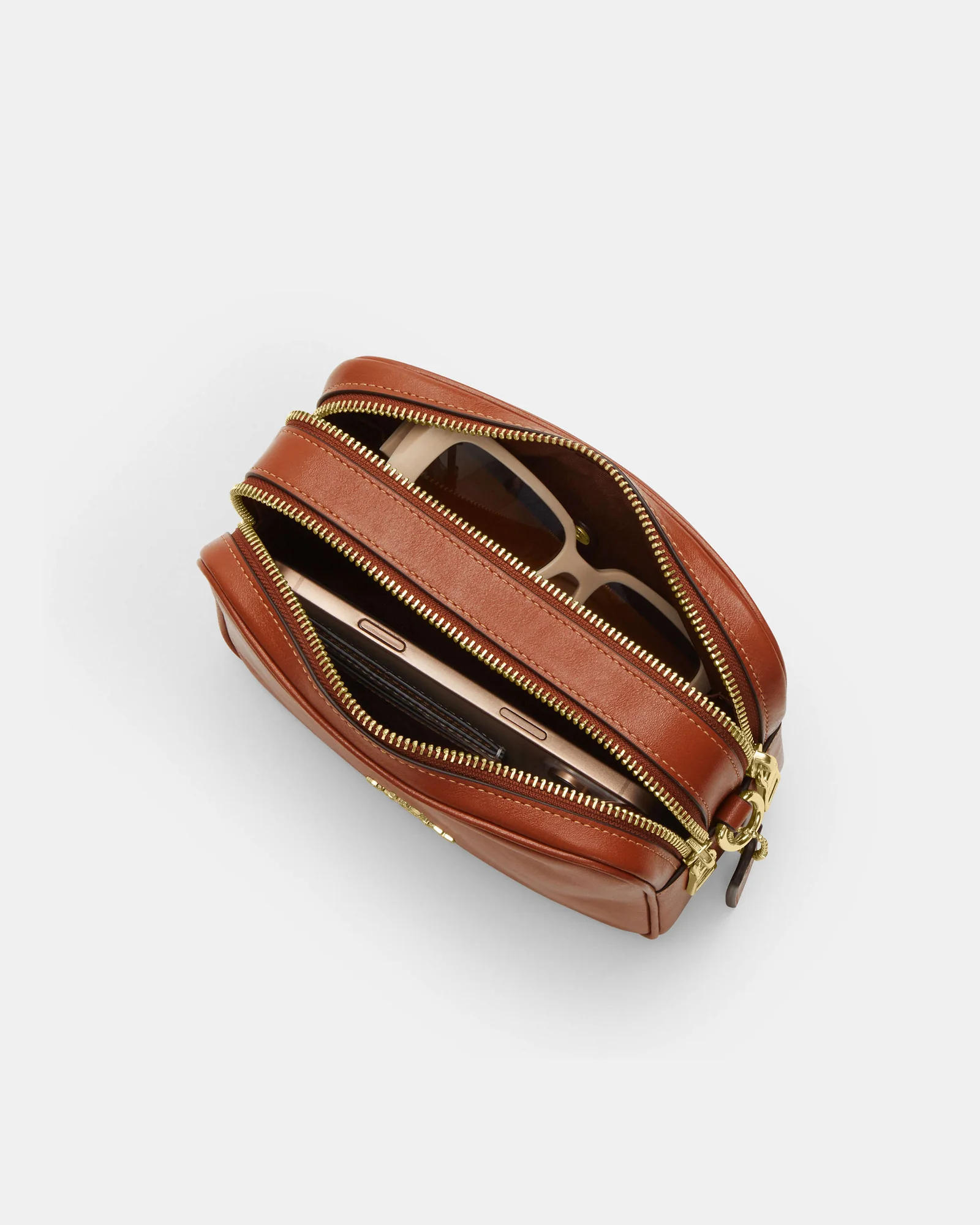 Мини-сумка-кроссбоди Coach Carey — 22