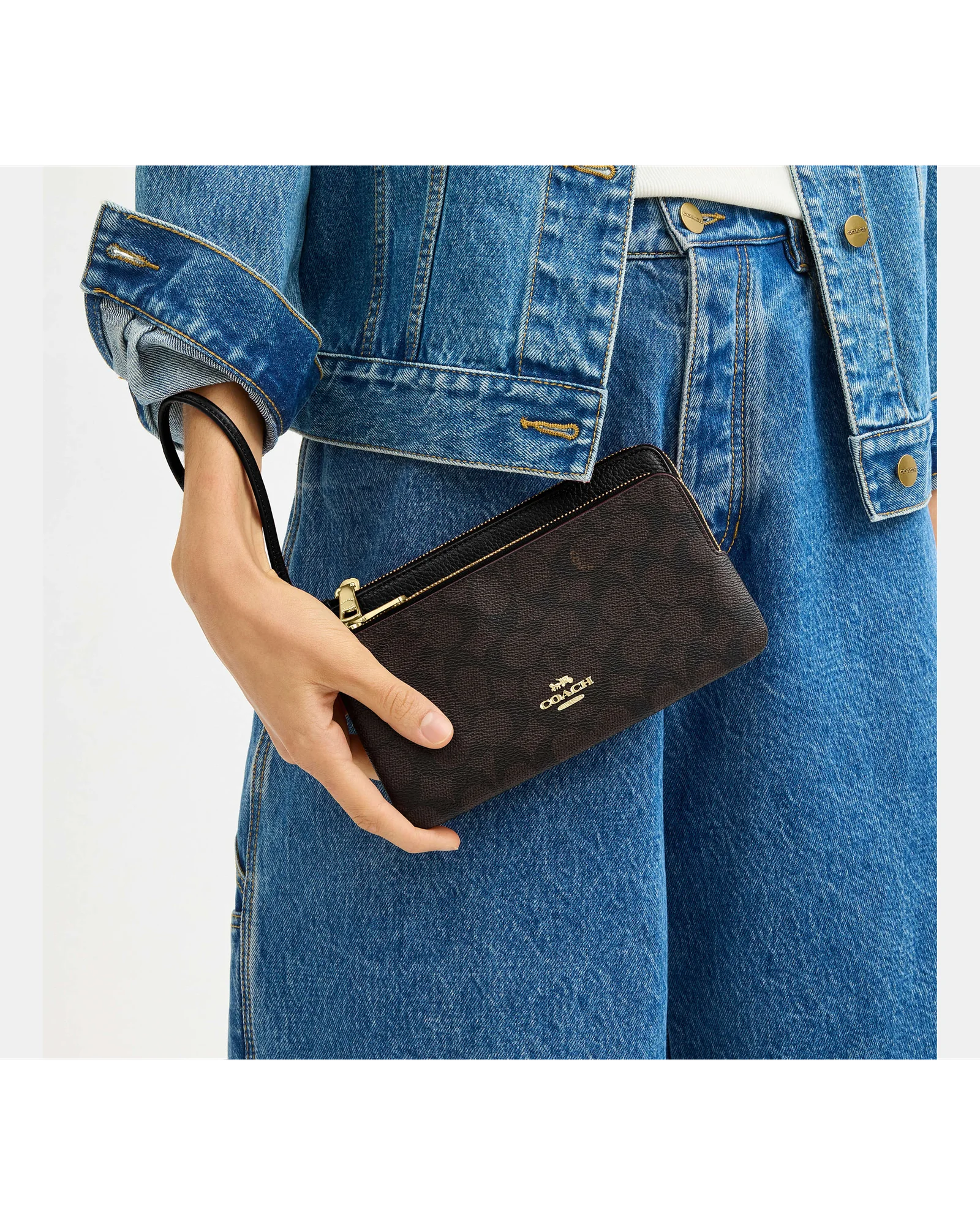 Кошелёк-браслет Coach с двойной молнией из фирменного канваса — 2