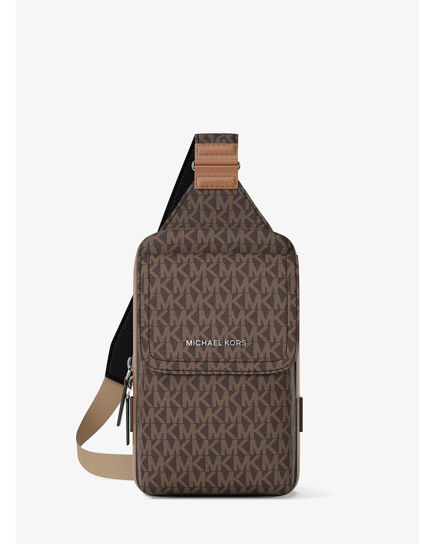 Коричневая сумка-слинг Michael Kors Hudson с сигнатурным логотипом, вид спереди.