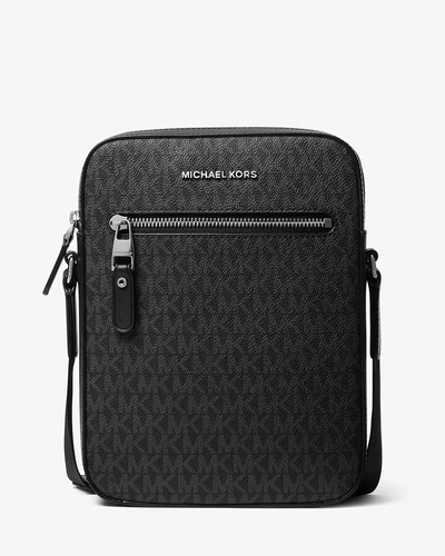 Сумка Michael Kors Varick с фирменным логотипом