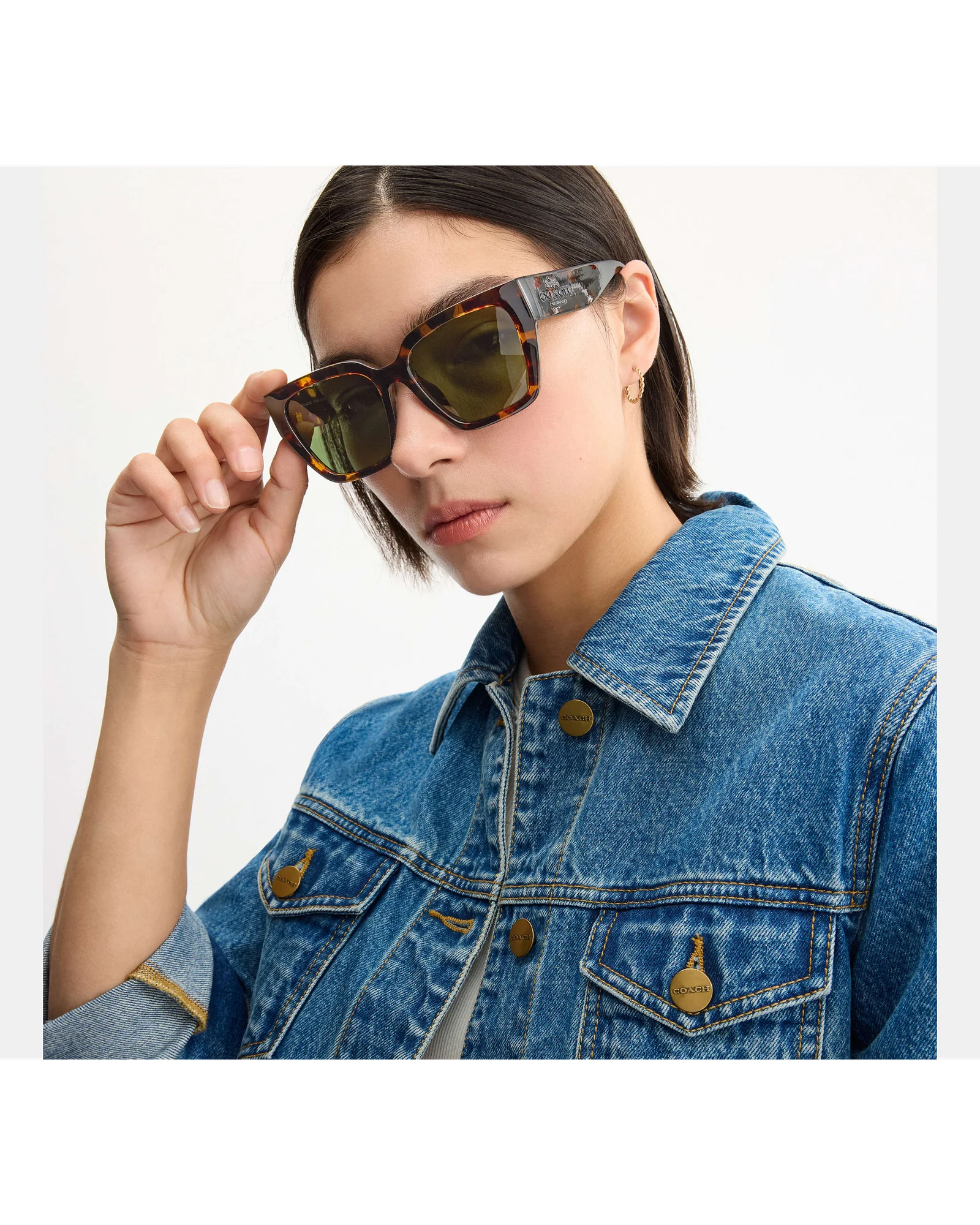 Солнцезащитные очки Coach «кошачий глаз» — 16