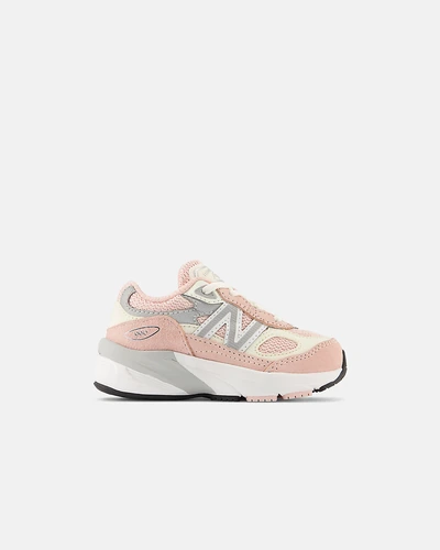 Детские кроссовки New Balance FuelCell 990v6 на шнуровке